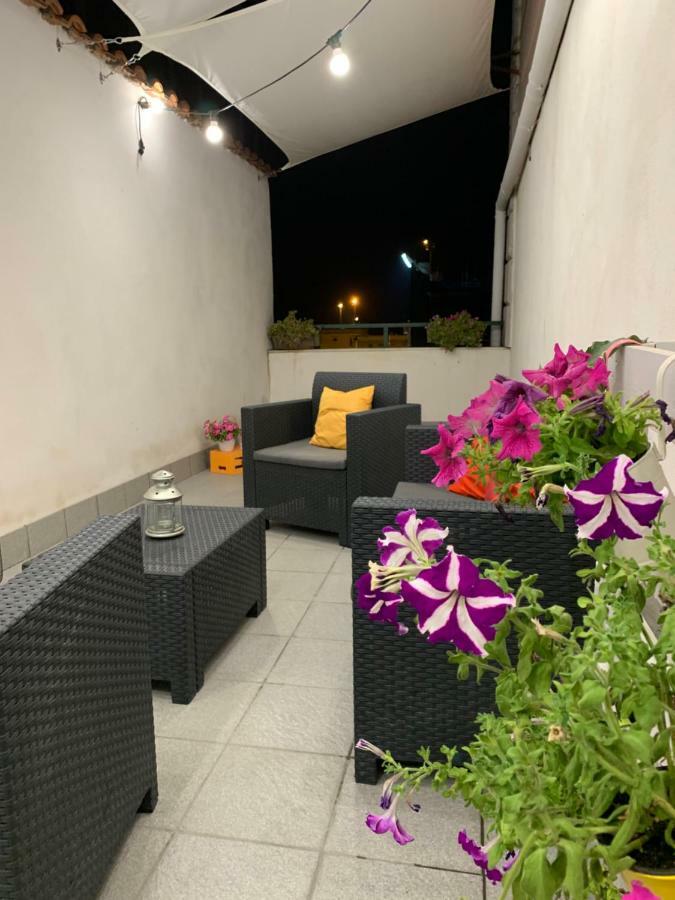 La Terrazza Sul Porto Apartment Napoli Bagian luar foto